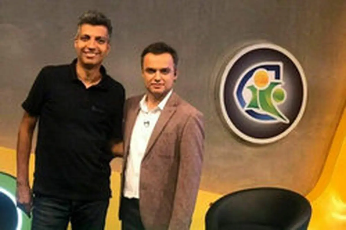 مجری برنامه فوتبال ۱۲۰ در سوگ پدر