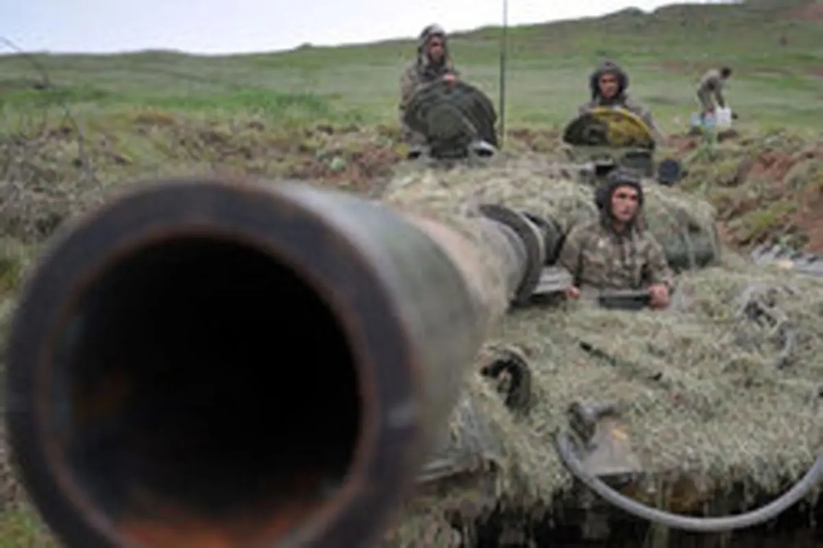 تیرباران اسیران ارمنی توسط سربازان آذربایجان+ فیلم