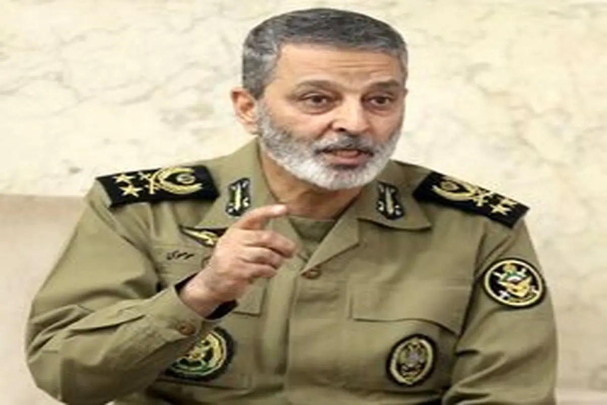 فرمانده کل ارتش: ایران از کشورهای معدود سازنده رادار در جهان است