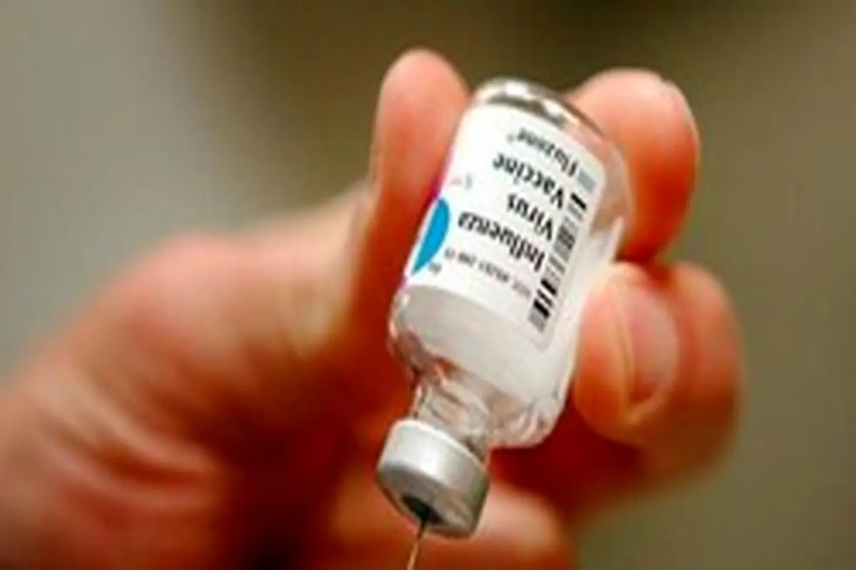 تاجرنیا: توزیع واکسن آنفلوآنزا برای مطب‌دار‌ها از امروز ۱۶ مهر