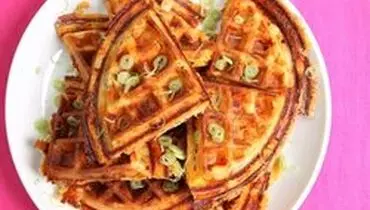 طرز تهیه وافل بیکن، پنیر چدار و تره فرنگی