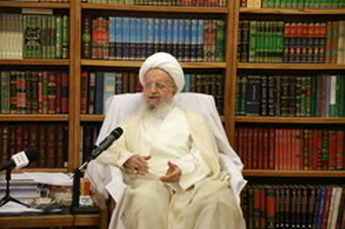 توصیه آیت الله العظمی مکارم شیرازی به نیروی انتظامی در خصوص برخورد با سم پاشی های مجازی