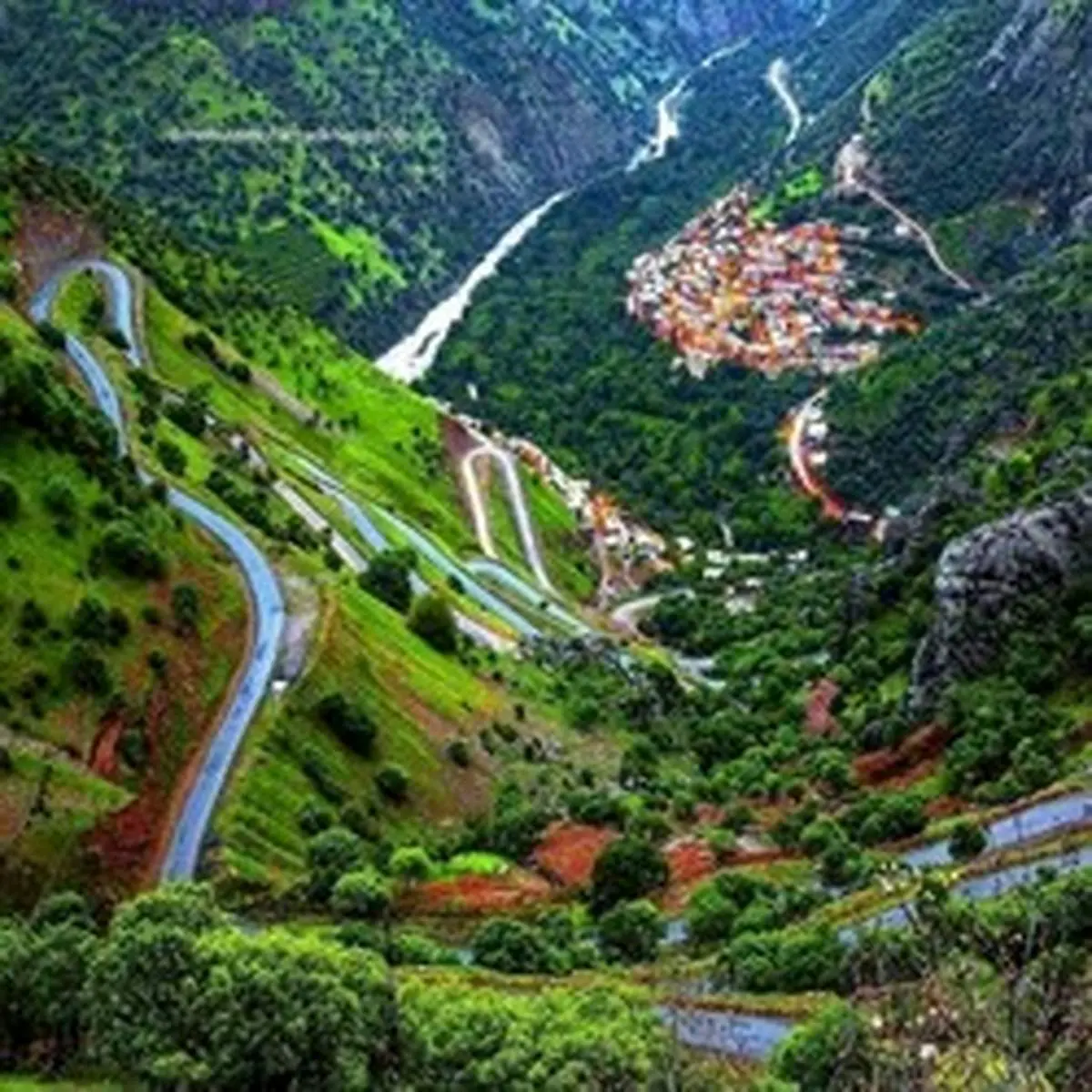نمایی خیره‌کننده از روستای بُلبر