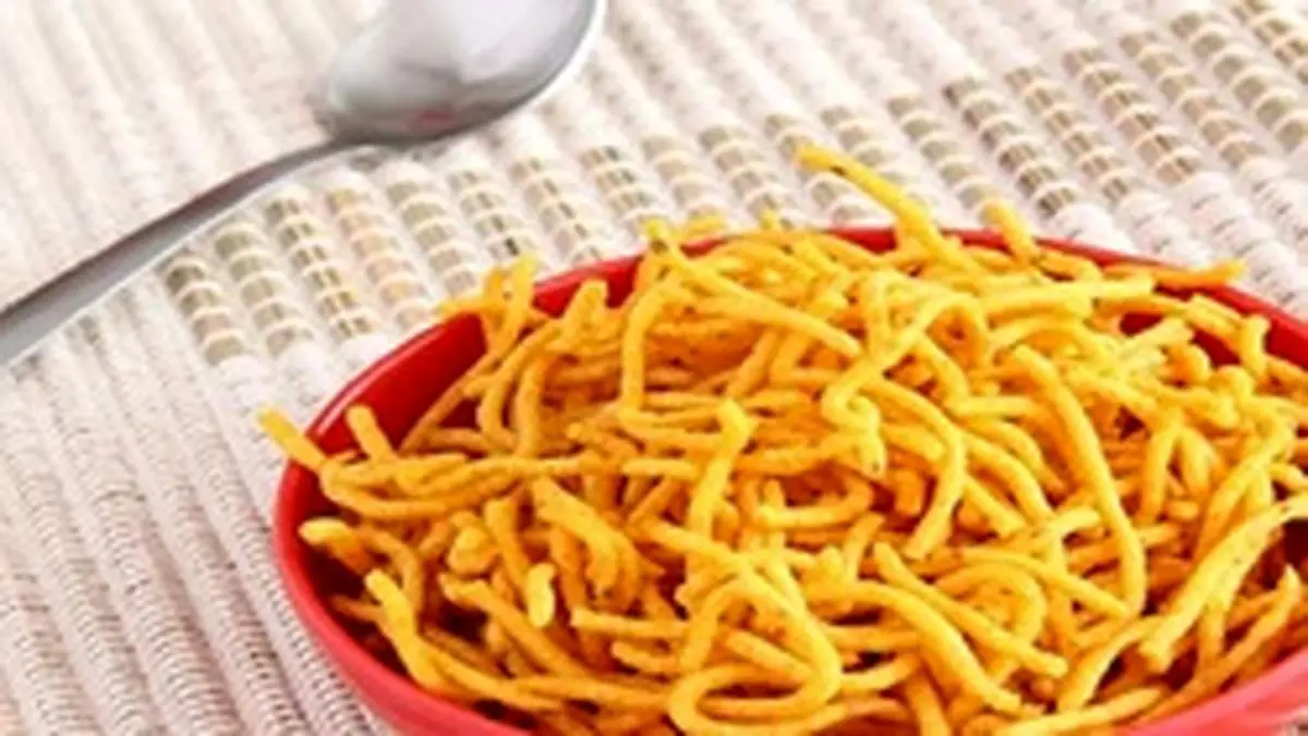 طرز تهیه پفک نمکی خوشمزه در خانه
