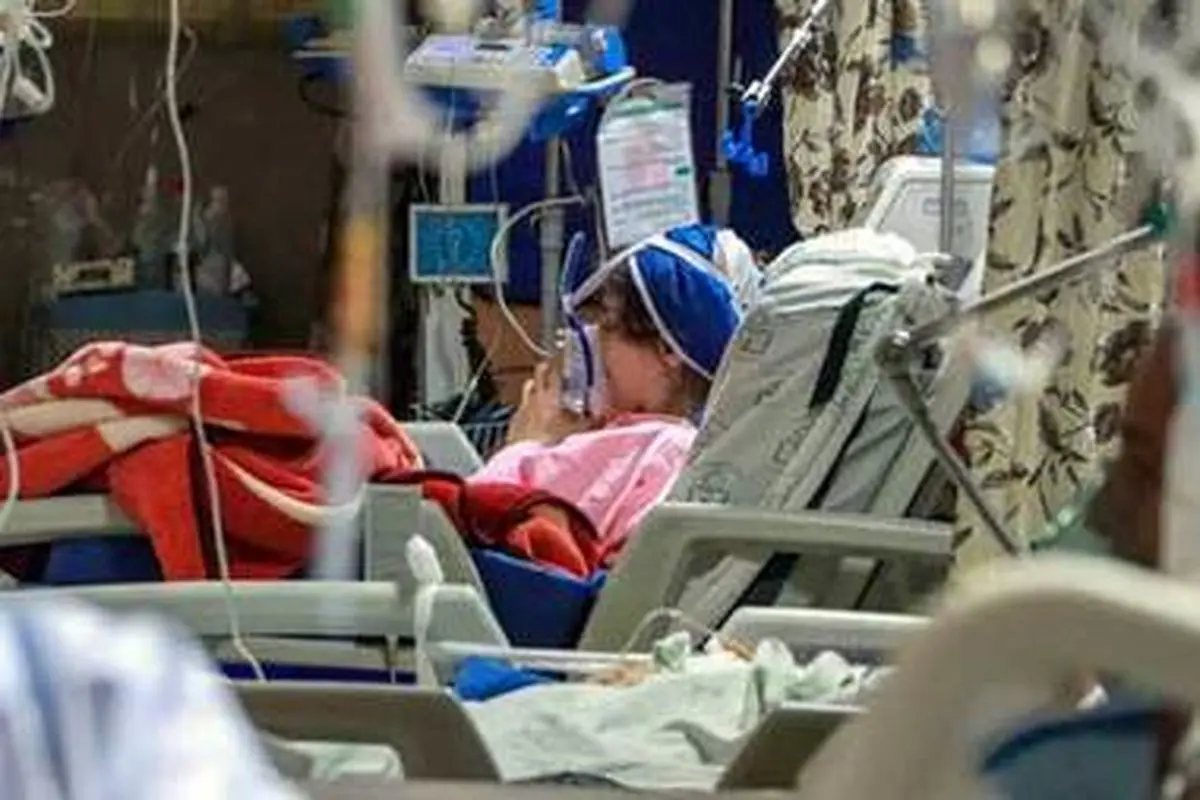 جان بابایی: شیوع گسترده کرونا در کشور / ۵۰ درصد تخت‌های ICU در اشغال کرونایی‌ها