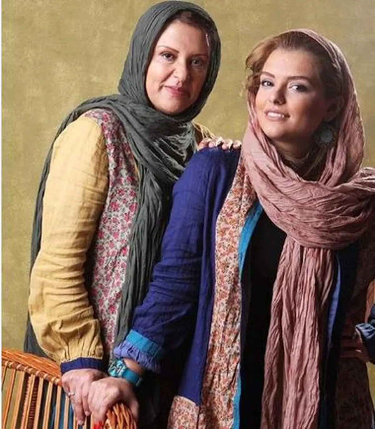 عکس قدیمی مادر و دخترِ مشهورِ سینما و تلویزیون