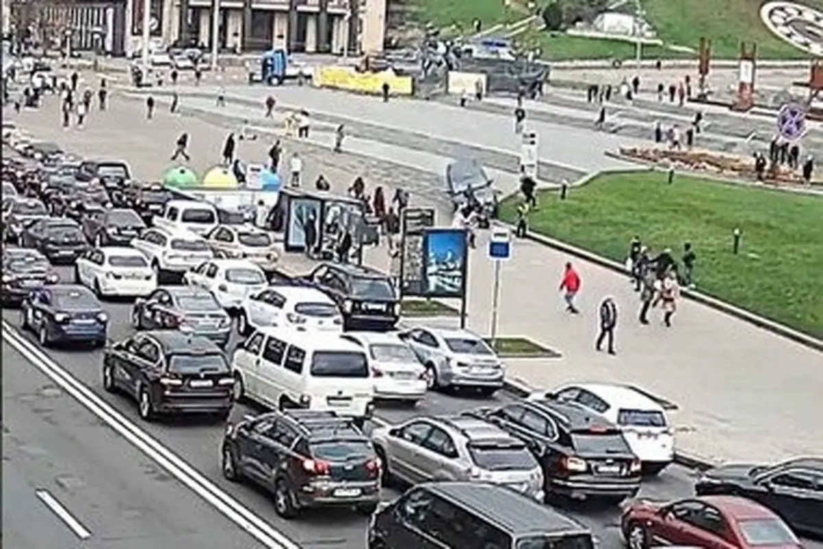 تصادف مرگبار در میدان استقلال کی یف+فیلم