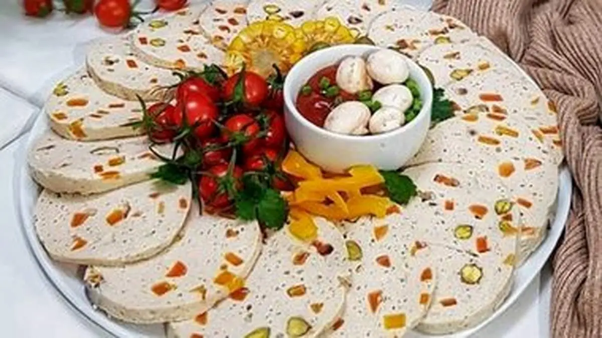 طرز تهیه مرحله به مرحله کالباس خانگی سالم