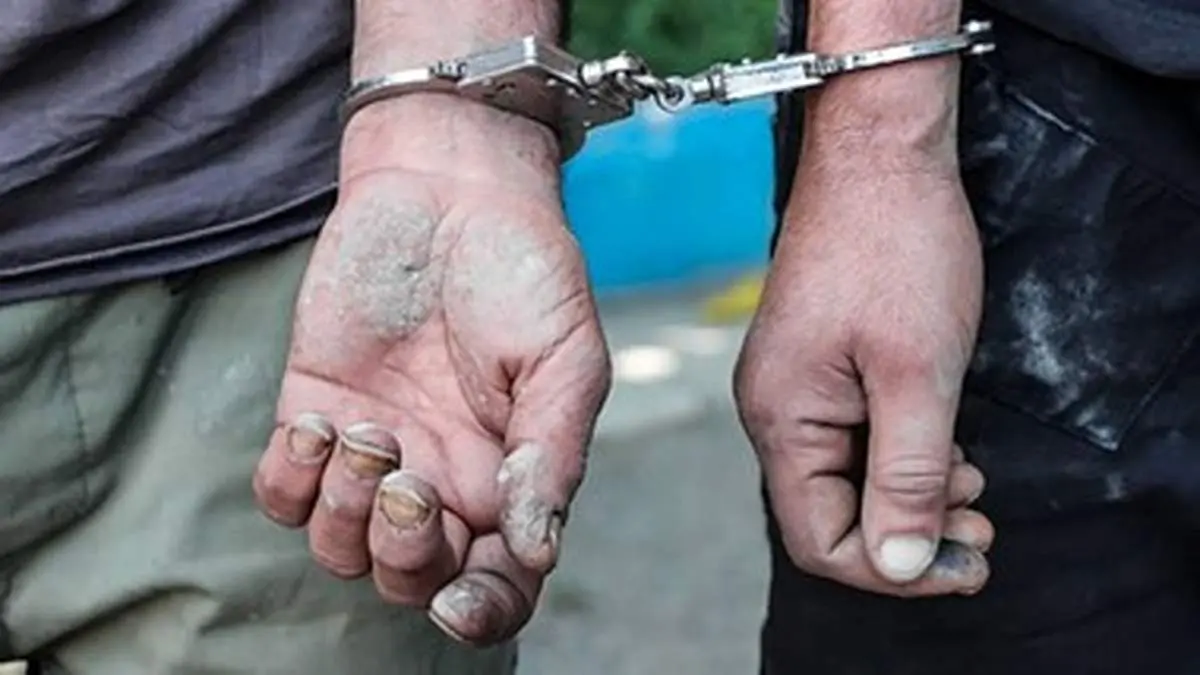 سلاخی جوان ۲۵ ساله وسط خیابانی در بوشهر / دستگیری قاتل ۳ ساعت بعد