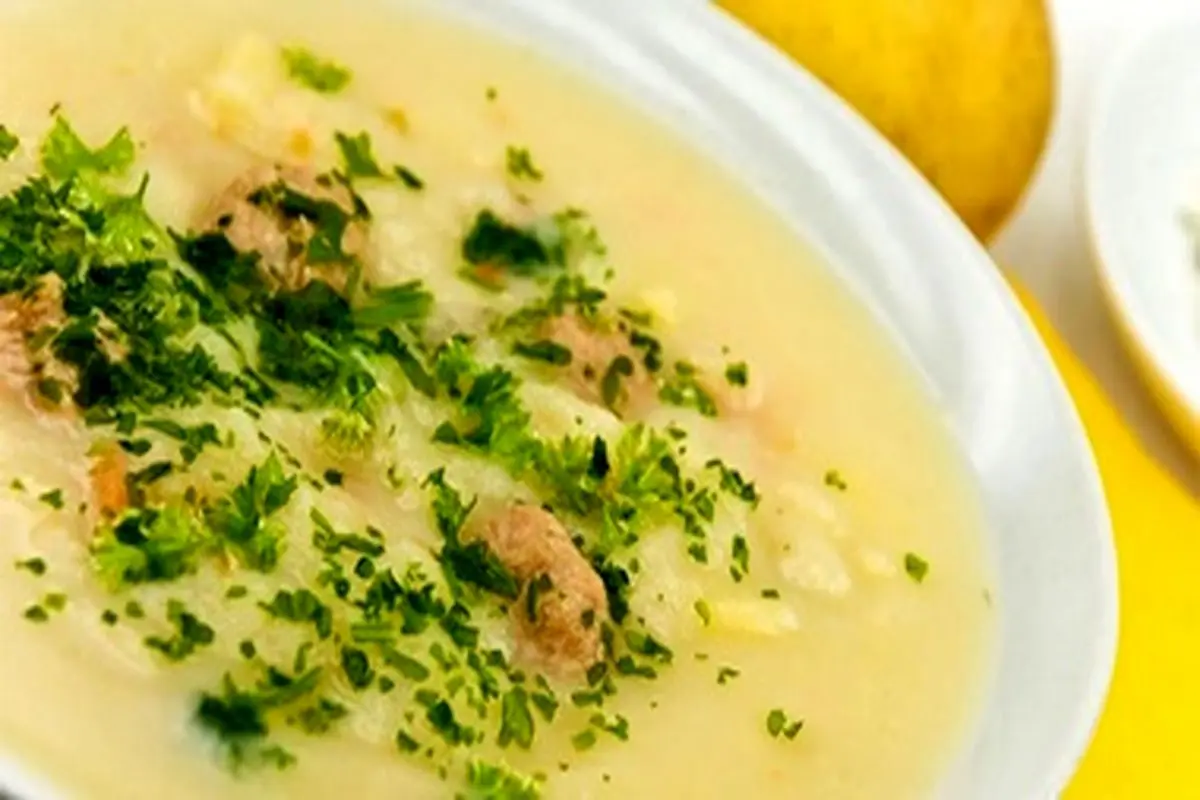 طرز تهیه سوپ جو با پنیر پارمسان