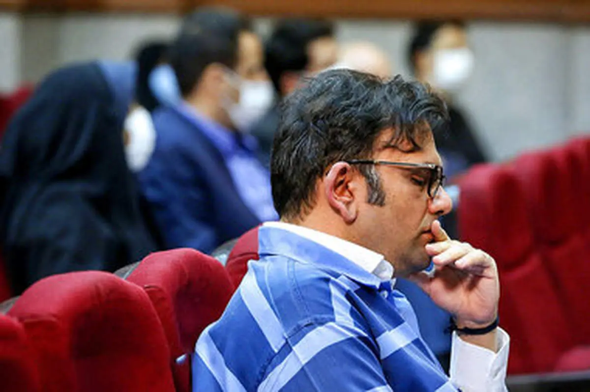 قاضی خطاب به متهم امامی: وکیل شما هم در صحن دادگاه و هم در بیرون از چارچوب خارج شده است