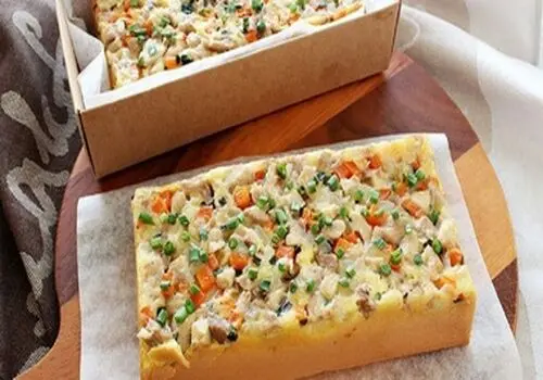 طرز تهیه کیک مرغ خوشمزه مجلسی
