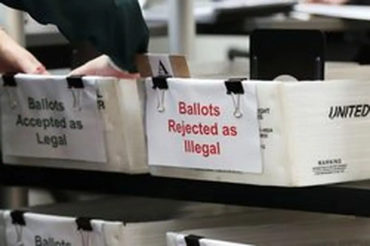 ایجاد حریق عمدی در یک صندوق رأی در بوستون آمریکا