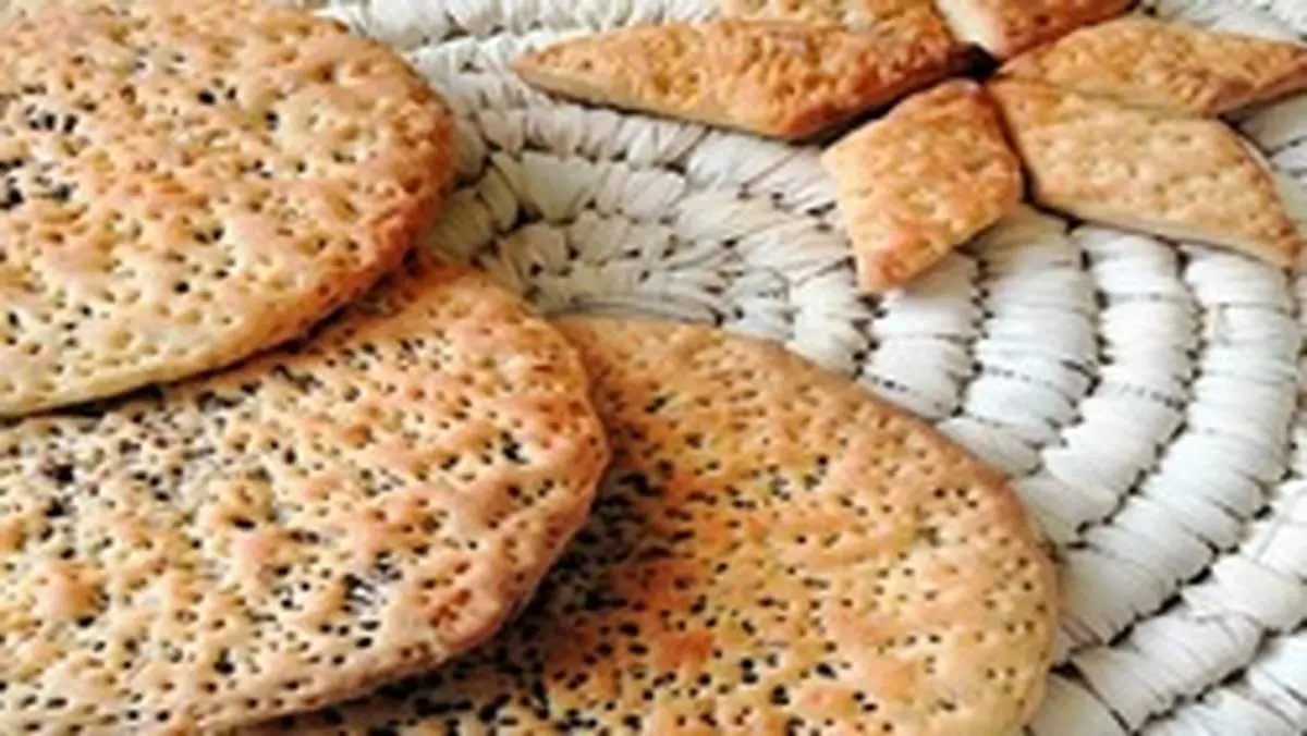 طرز تهیه کلوچه خرمایی خانگی شوشتری و دزفولی