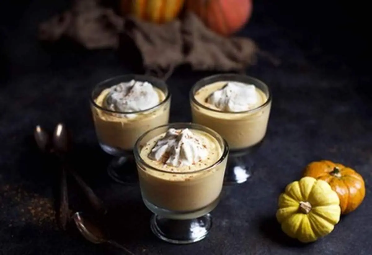 طرز تهیه دسر پودینگ مجلسی با کدو حلوایی