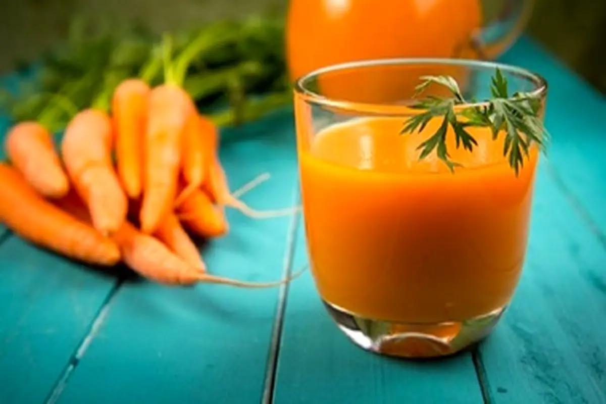 ۸ فایده جالب آب هویج برای سلامت انسان