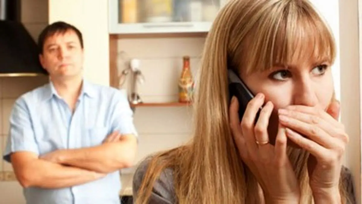۱۰ نشانه خیانت زنان به مردان و بررسی دلایل خیانت