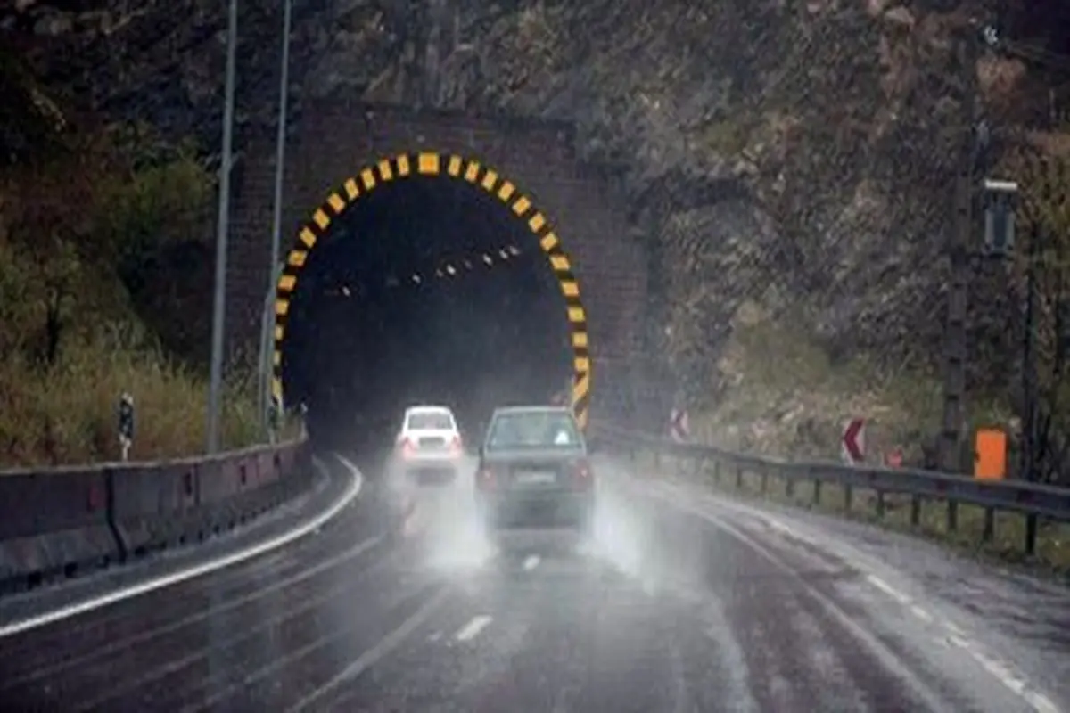 آشوری: باران در جاده‌های ۱۰ استان / بیشترین ترافیک جاده‌ای ساعت ۱۷ تا ۱۸