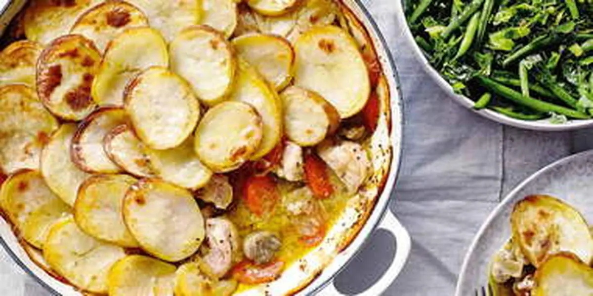 طرز تهیه خوراک مرغ و سبزیجات لذیذ در فر