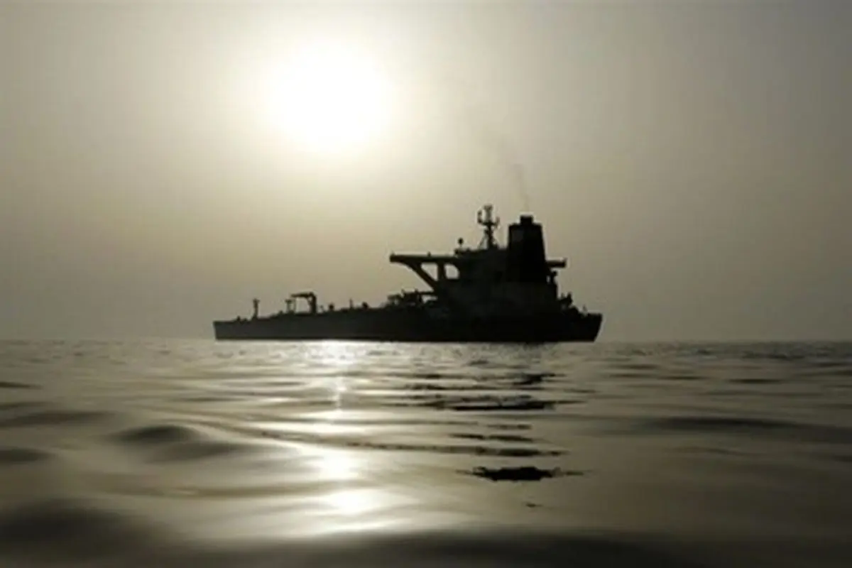 ۱۹ کشته و زخمی بر اثر برخورد قایق ترکیه‌ای با یک نفتکش یونانی
