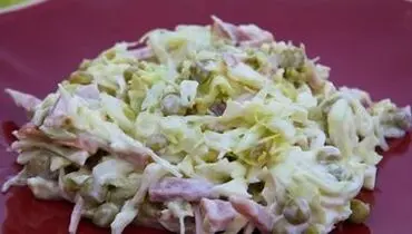 طرز تهیه سالاد کلم و نخود فرنگی