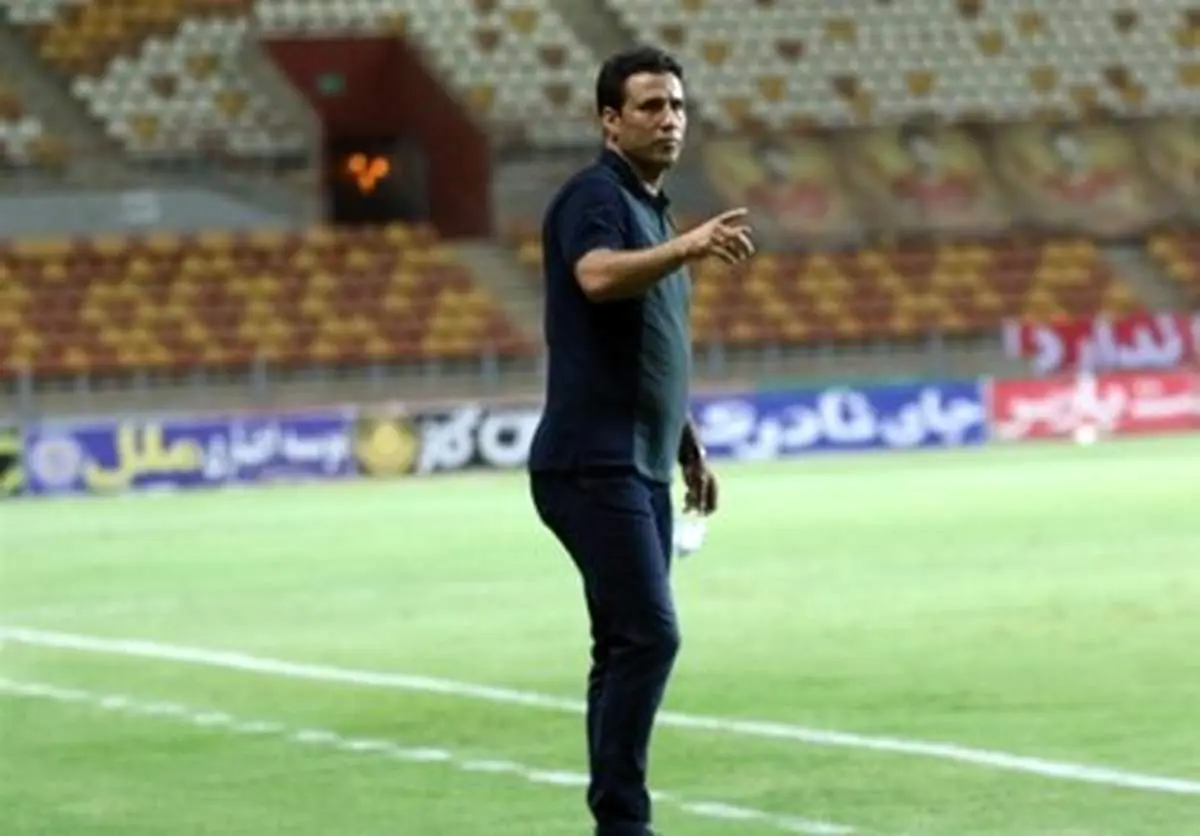 دیدار پدر زن و داماد در زمین فوتبال + عکس