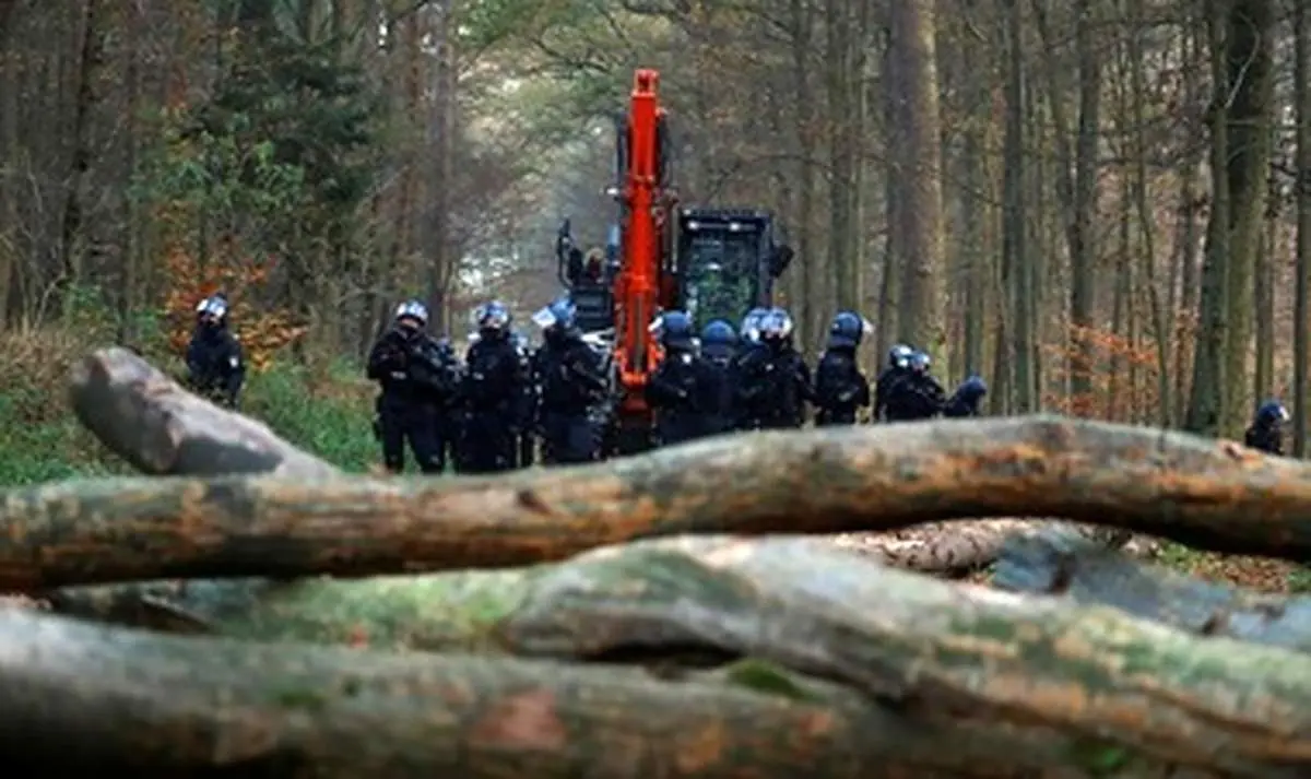 درگیری پلیس آلمان با معترضان