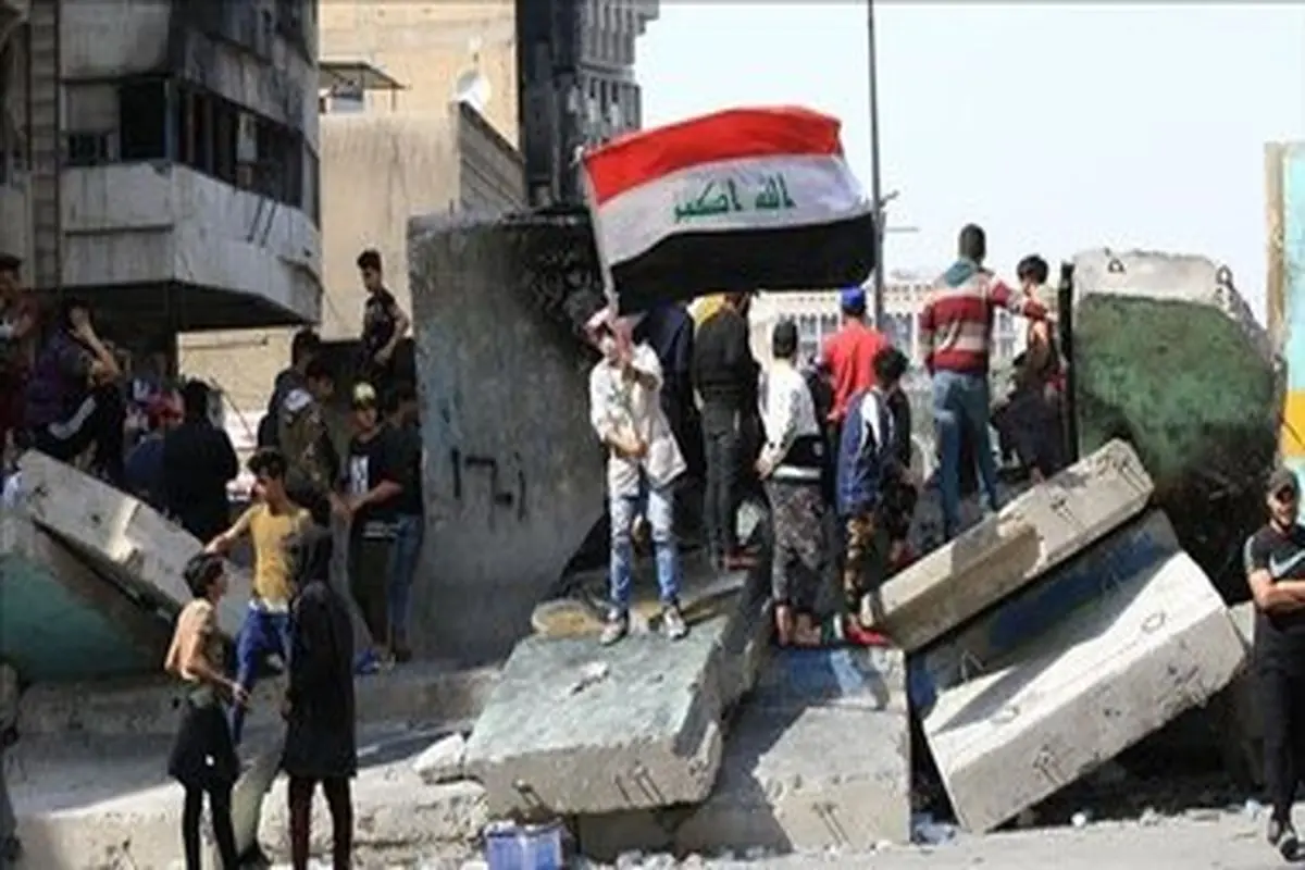 تظاهرکنندگان عراقی خیابان‌های اصلی و پل‌های ناصریه را بستند