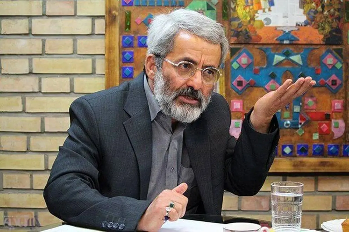 انتقاد سلیمی نمین از عکس جنجالی میرحسین موسوی و ترامپ