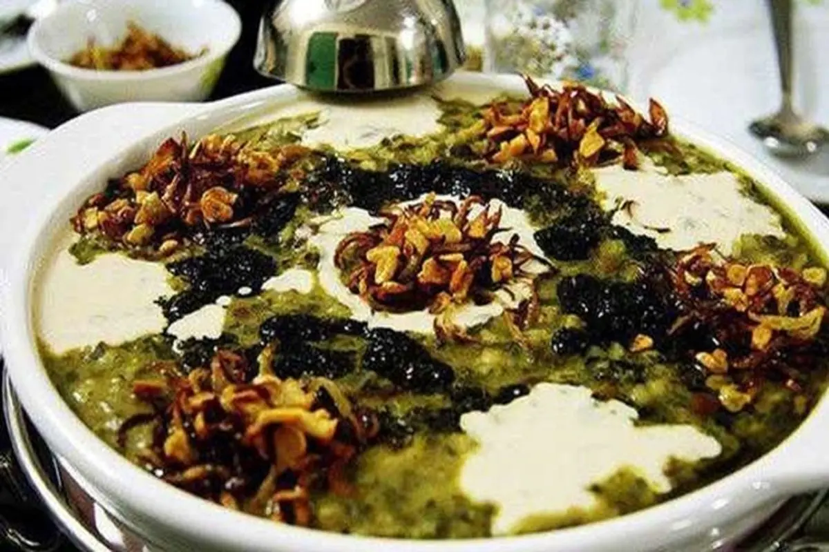 طرز تهیه آش کشک تبریزی پرخاصیت