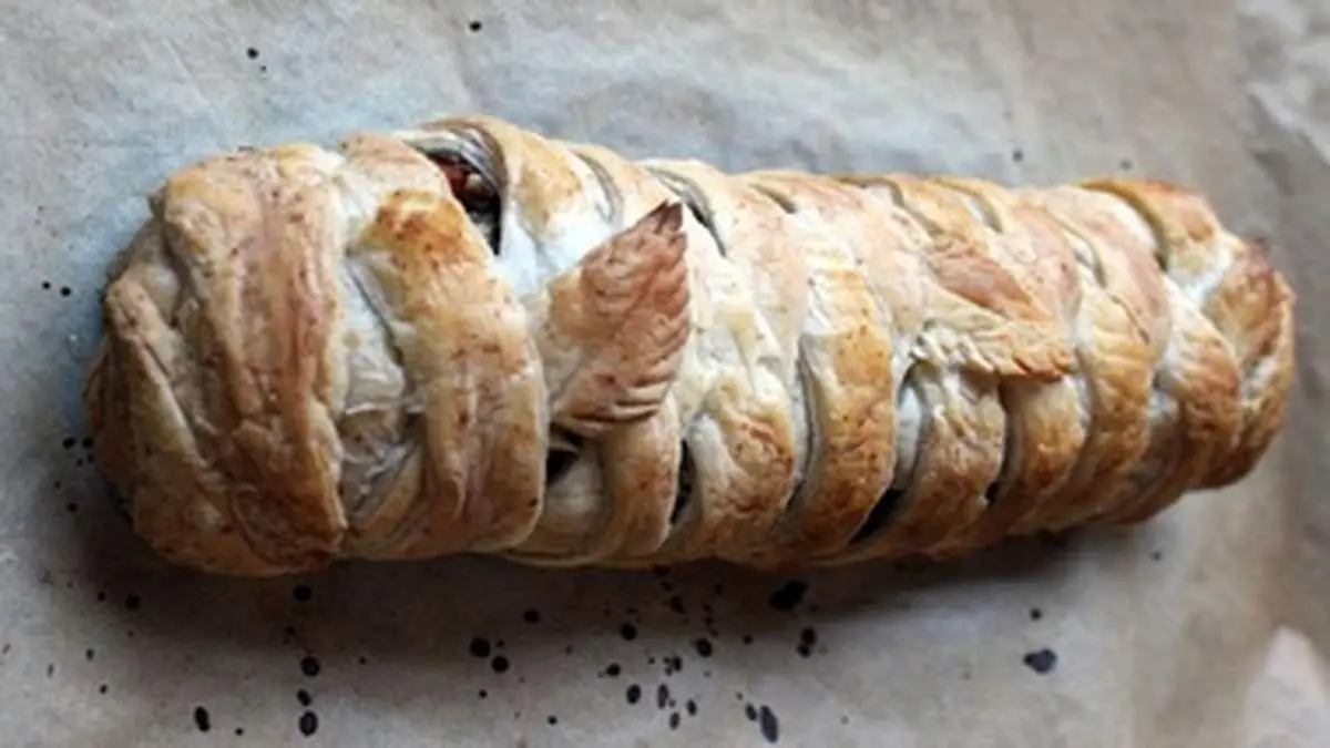 طرز تهیه نان گیسوی شکم پر