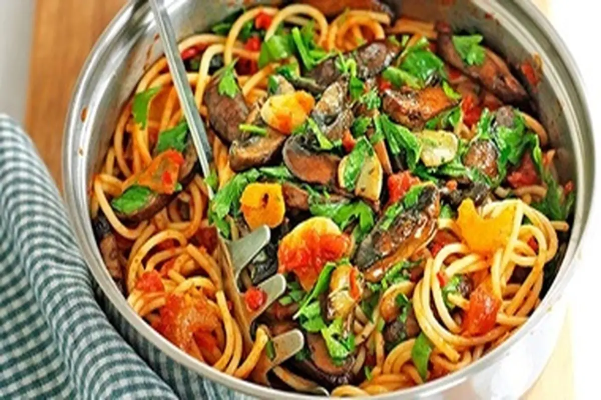 طرز تهیه اسپاگتی گیاهی اسپایسی و خوشمزه