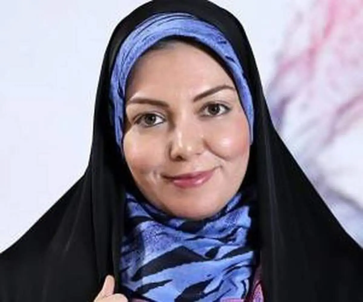 سلفی آزاده نامداری + عکس
