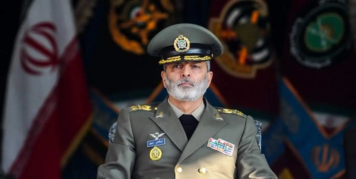 امیر موسوی: موشکهای دوربرد و نقطه زن نیروی دریایی قادرند اهدافی تا صدها کیلومتر را منهدم کنند