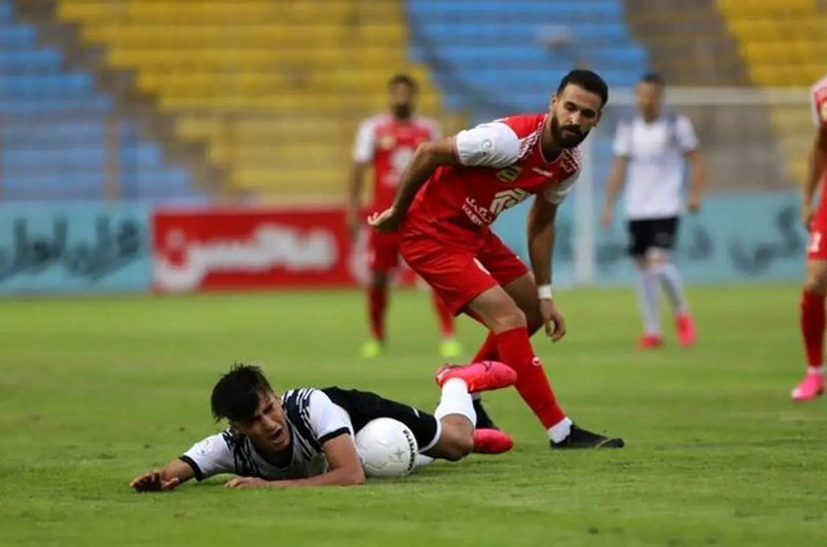 تساوی بدون گل پرسپولیس و نفت مسجدسلیمان در نیمه نخست