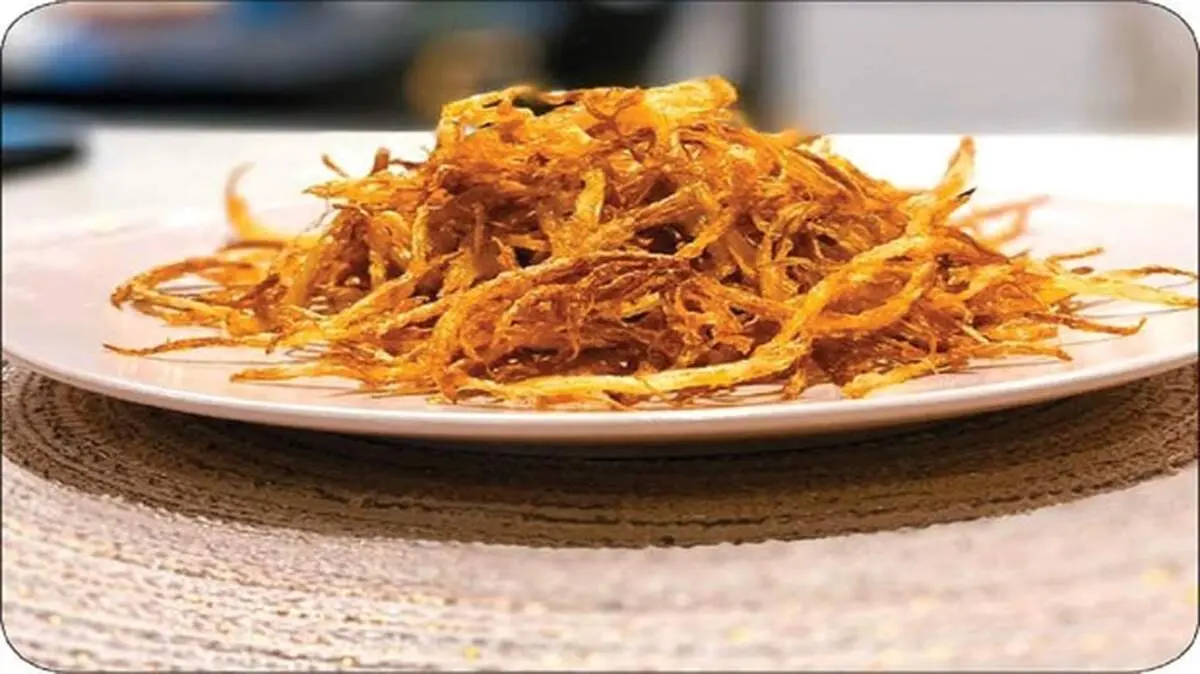 ترفند‌های طرز تهیه پیاز داغ طلایی