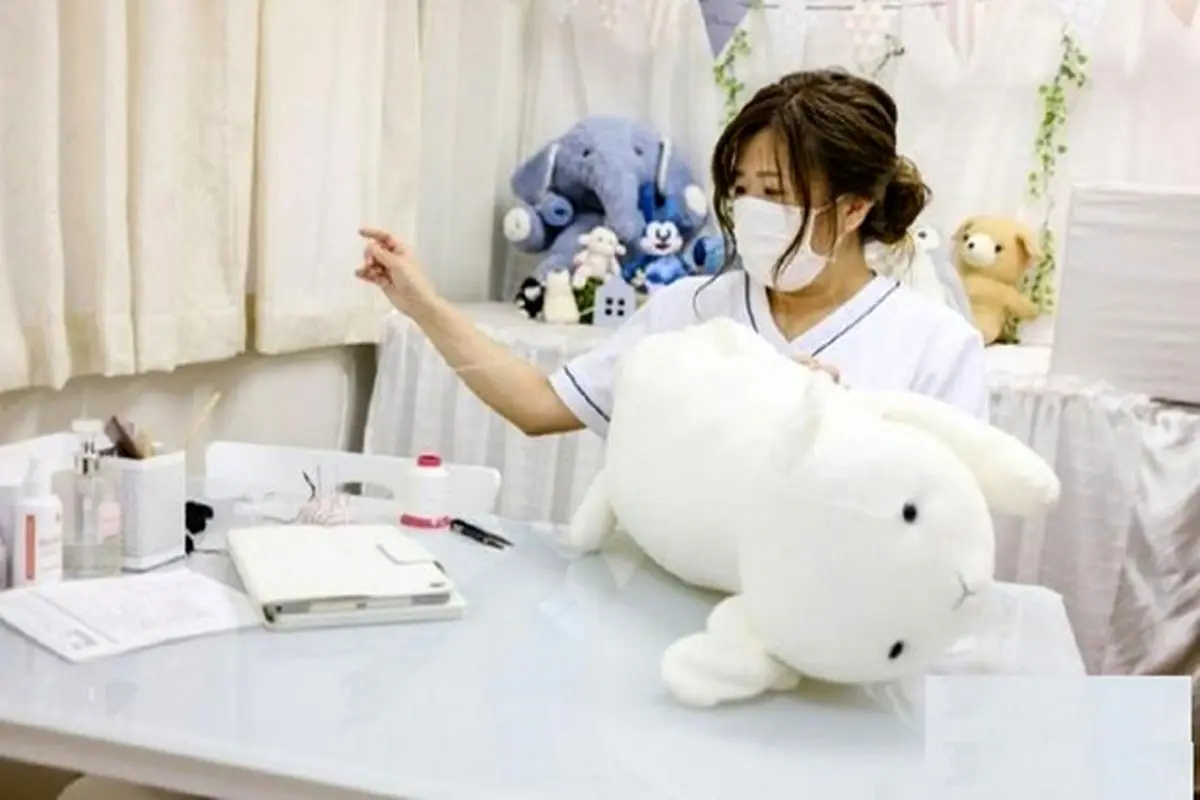 درمان عروسک‌ها در عجیب ‌ترین کلینیک توکیو + عکس
