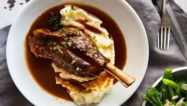طرز تهیه ژیگو فرانسوی و مجلسی با سس پنیری