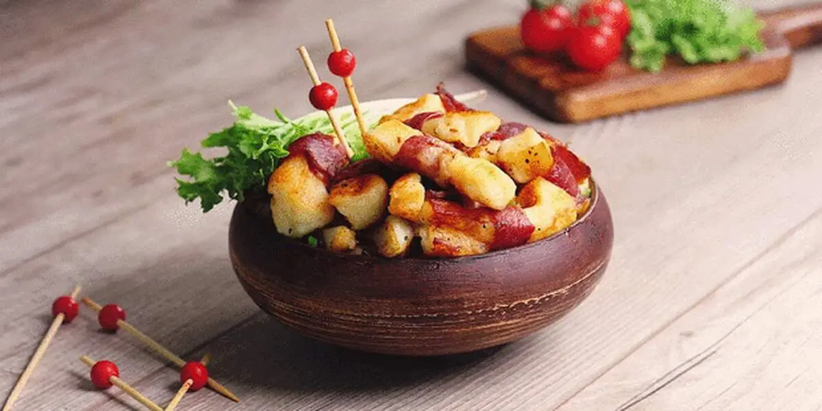 طرز تهیه رول هالومی و بیکن، فینگرفود خوشمزه