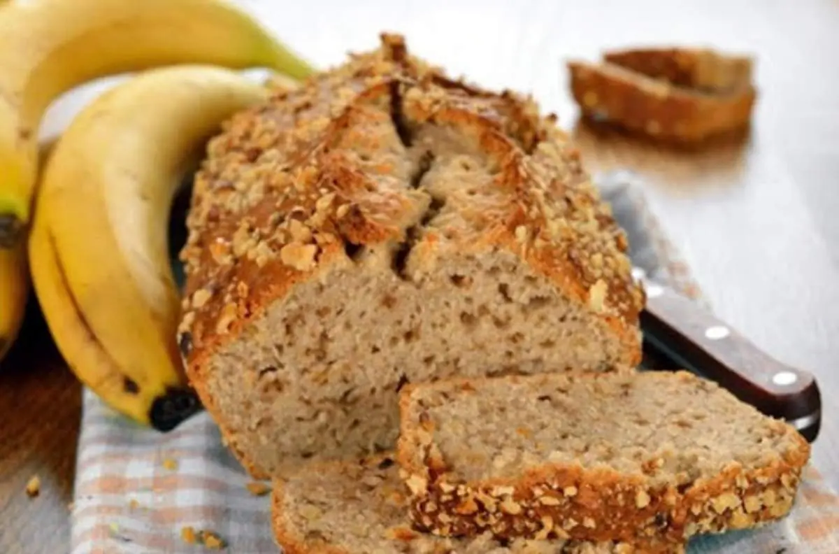 طرز تهیه کیک موز و گردو