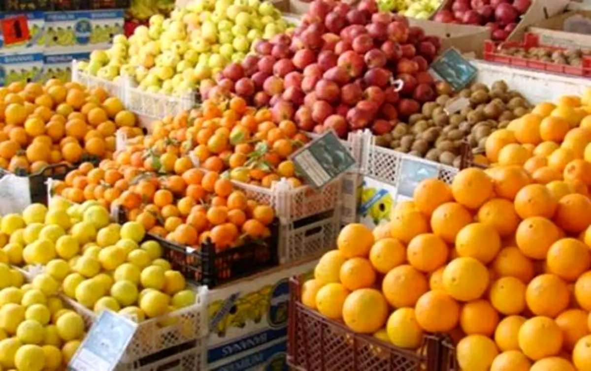 قیمت انواع میوه و تره بار در روز سه شنبه ۱۸ آذر ۹۹ + جدول