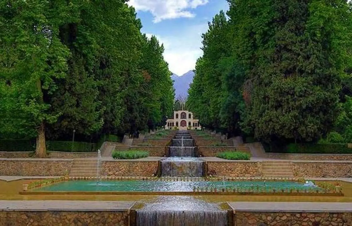 ییلاقی خوش آب و هوا در دل کویر+عکس
