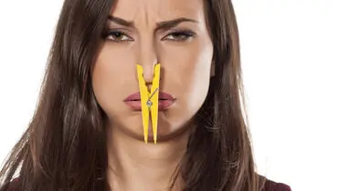 دلایل تغییر بوی بدن با بالا رفتن سن