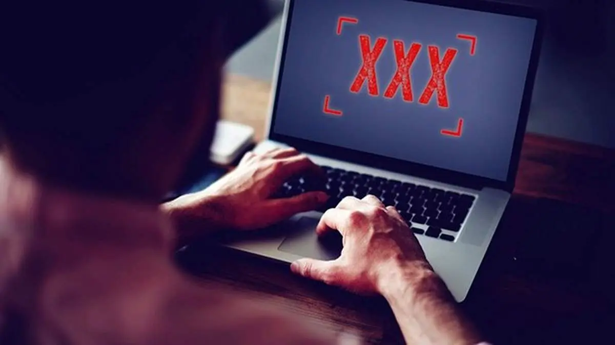 آیا پورن نگاه کردن خیانت محسوب می شود؟