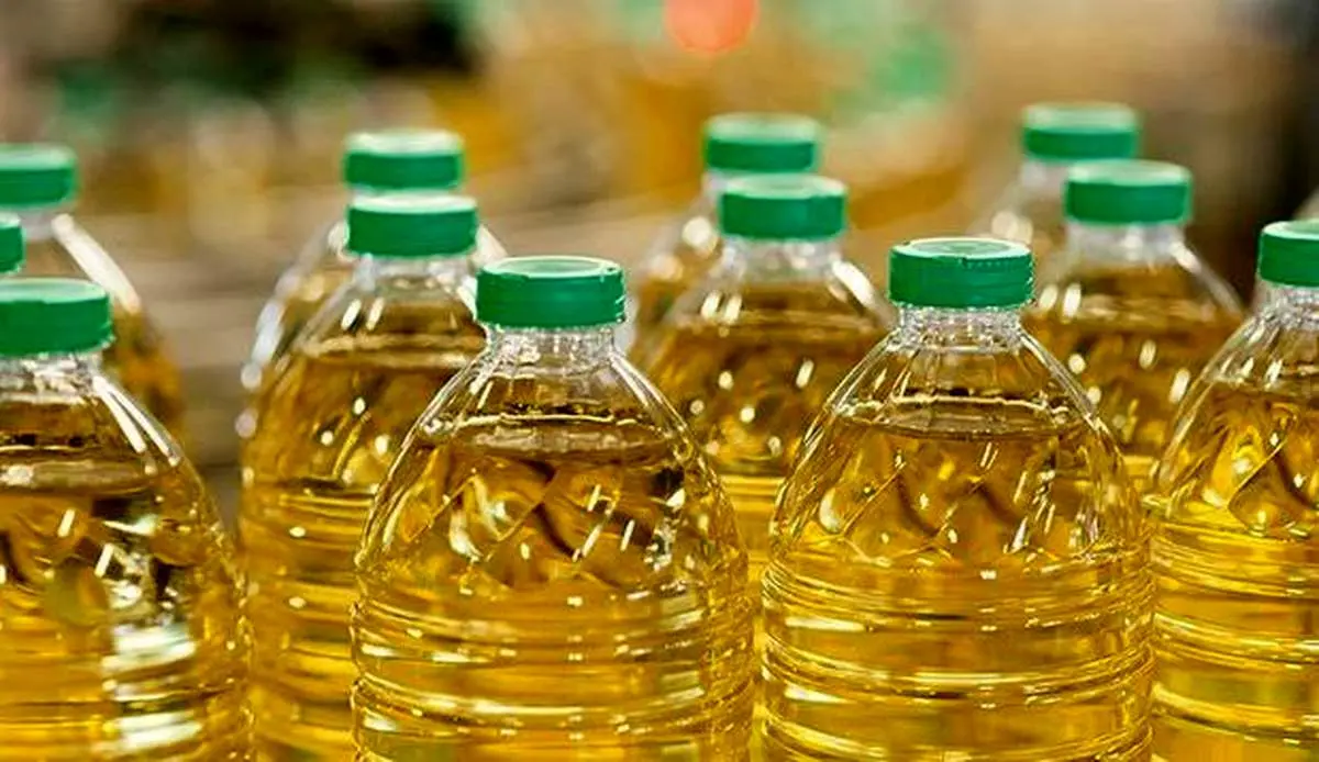 ترفندی برای پر نشان دادن روغن مایع با فشار هوا و پرس کردن درب بطری + فیلم