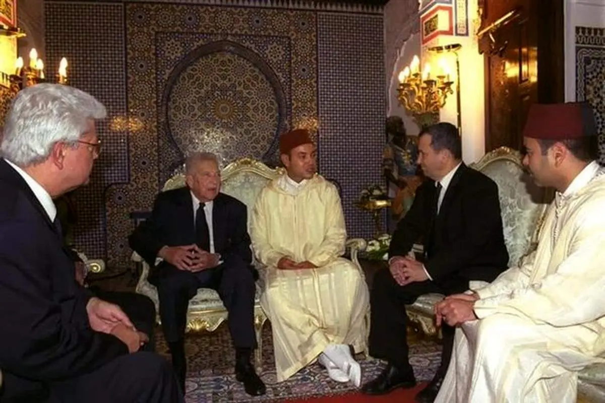 انتشار عکس ۴۵ سال قبل ایهود باراک با پادشاه مراکش