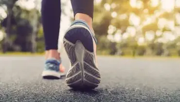 چرا باید روز خود را با قدم زدن شروع کنیم؟ / آیا واقعا به 10 هزار قدم در روز نیاز دارید؟
