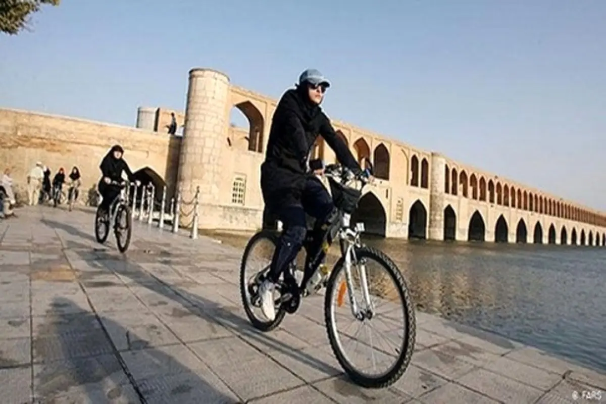 منعِ دوچرخههای اشتراکی در اصفهان برای زنان