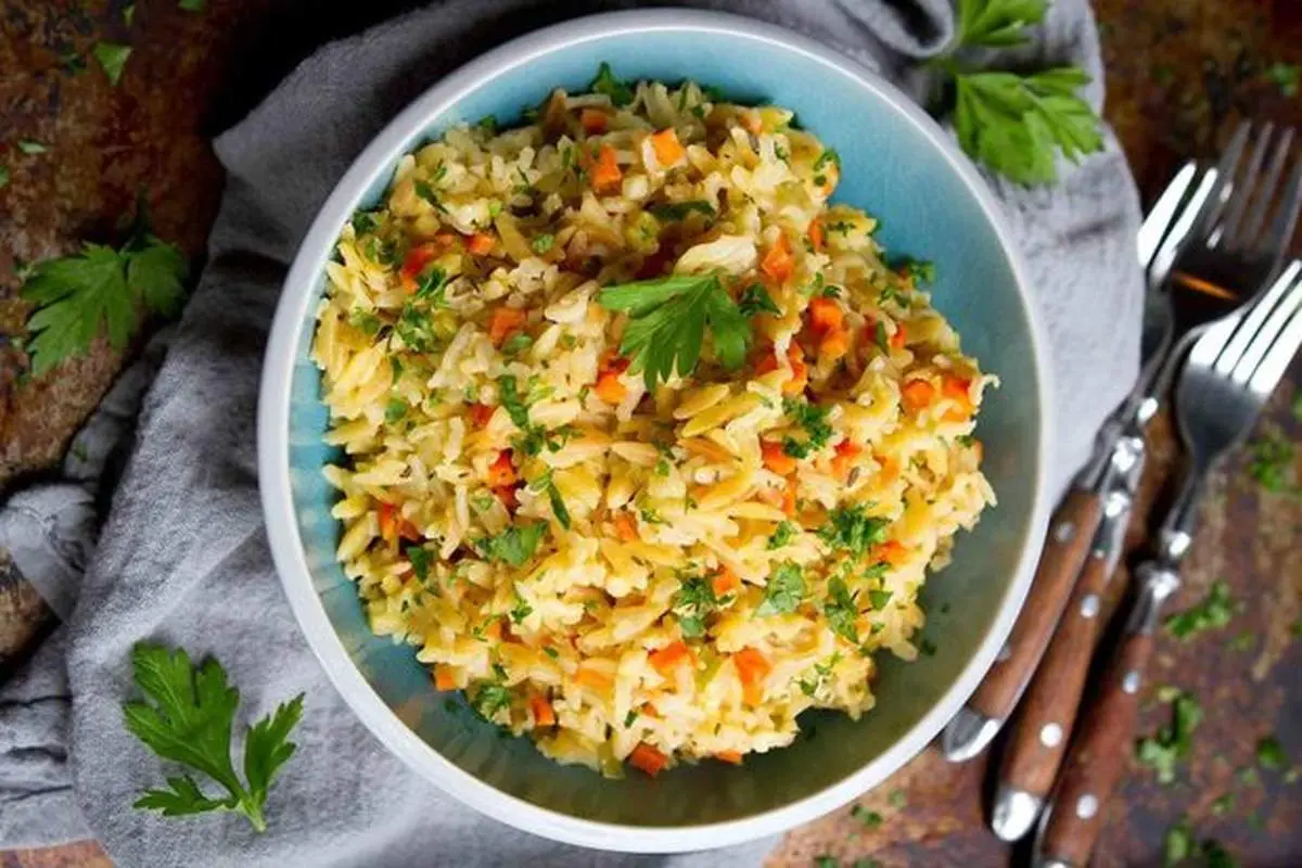 طرز تهیه نخود پلوی خوشمزه به سبک ترکیهای