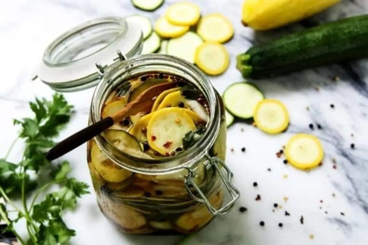 طرز تهیه ترشی کدو سبز خوشمزه